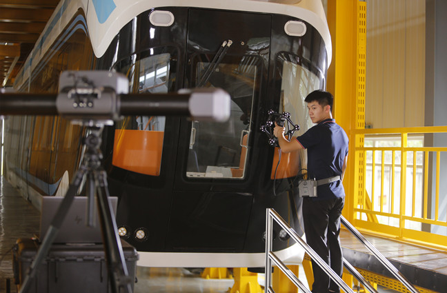 المسح ثلاثي الأبعاد اللاسلكي لصناعة نقل السكك الحديدية