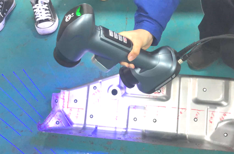 التفتيش ثلاثي الأبعاد للأجزاء المعدنية ورقة