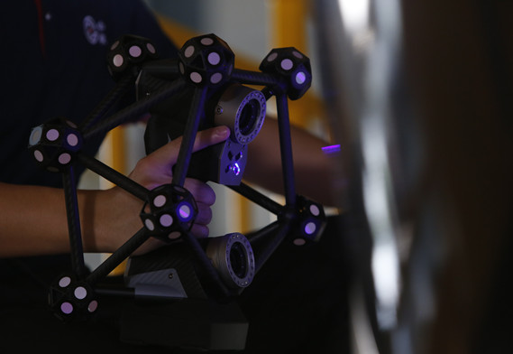 كيف يتم تطبيق نظام المسح ثلاثي الأبعاد في القياس والفحص الميكانيكي؟