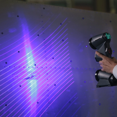 الماسحات الضوئية الليزرية ثلاثية الأبعاد من فئة المقاييس مقابل. أدوات القياس التقليدية