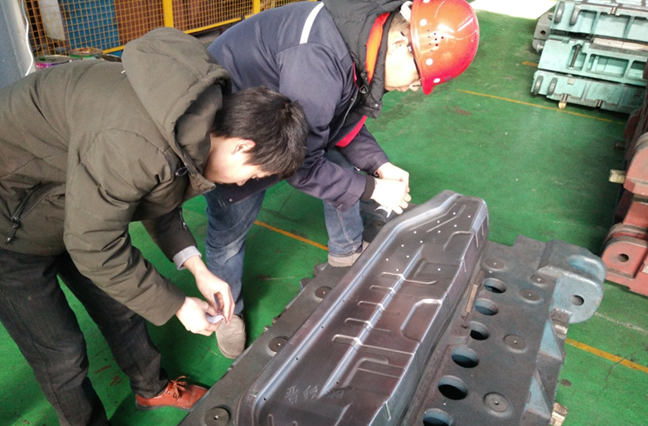 مسح ثلاثي الأبعاد لمراقبة جودة العفن